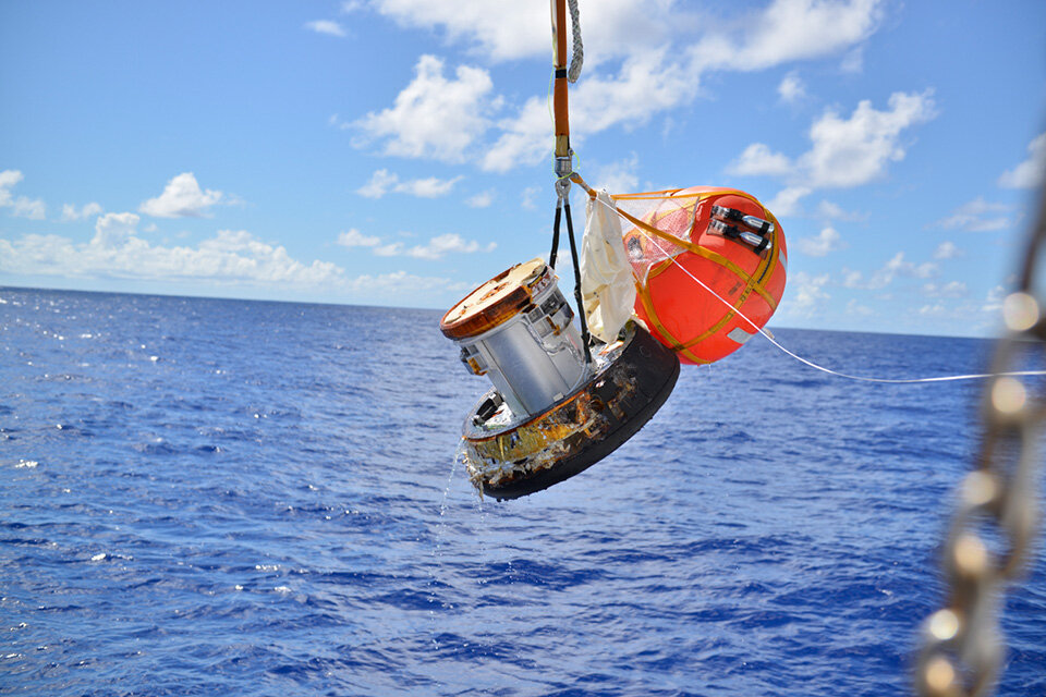The HTV Small Re-entry Capsule Development Project Involving
Tiger Corporation Wins the Minister of Education, Culture, Sports, Science and Technology Award
at the 48th Japan Industrial Technology Awards