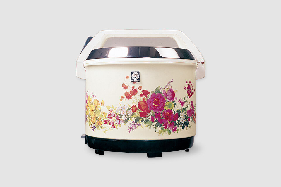 “Takitate” Electronic Rice Warmer Is a Massive Hit

