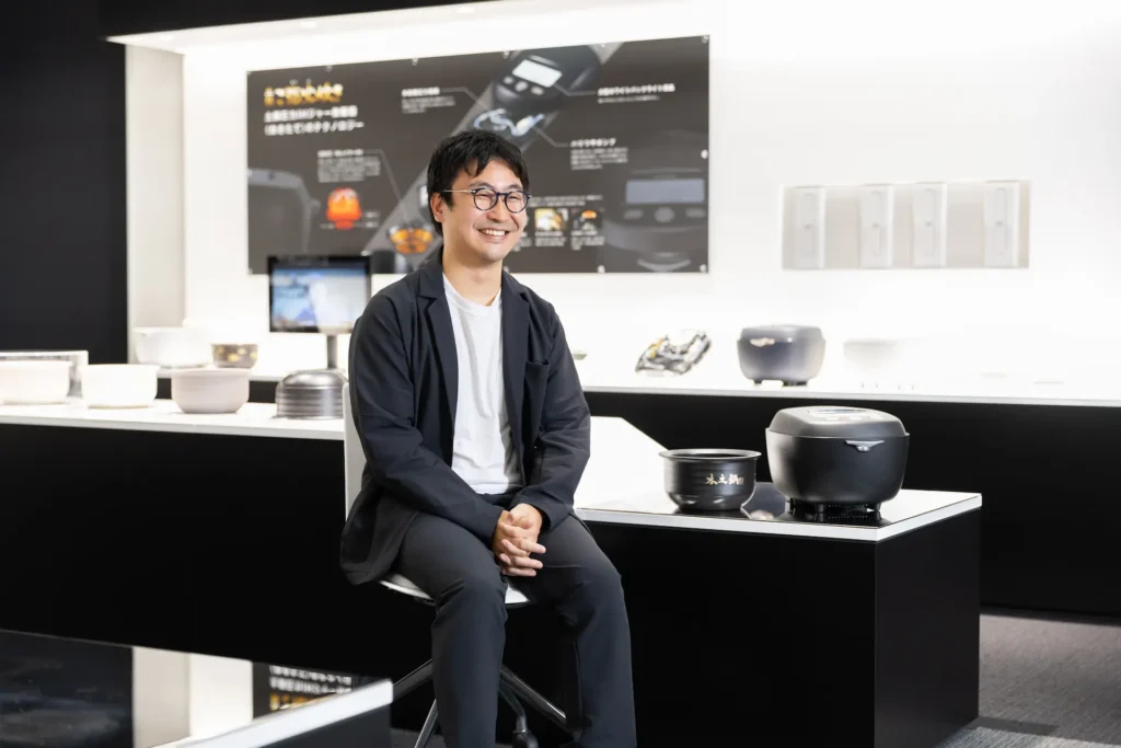 Mr. Tsujimoto of Tiger Corporation.