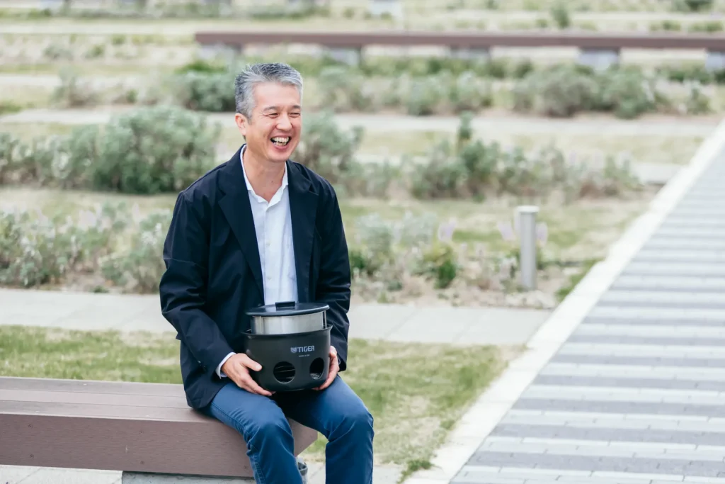 Mr. Murata with the Tiger Kamado.